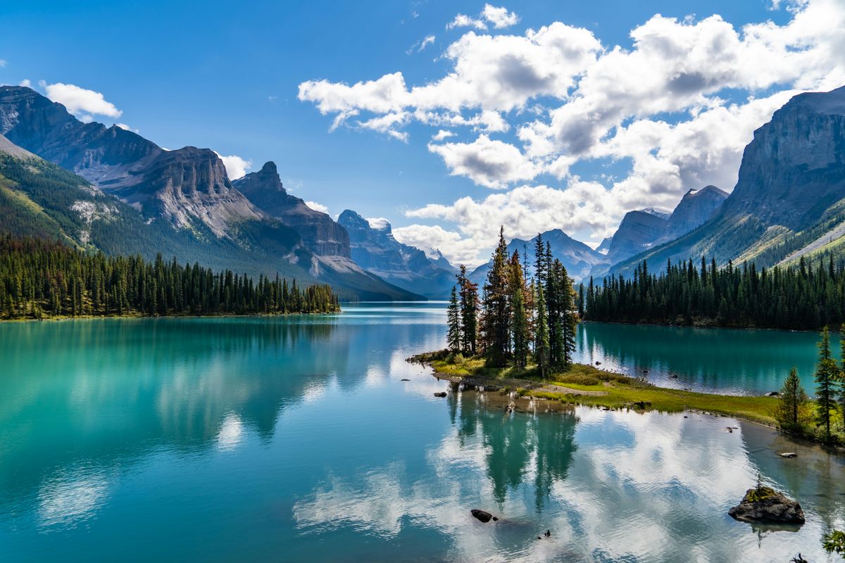 Spirit Island sitting in the middle of Maligne Lake, Jasper